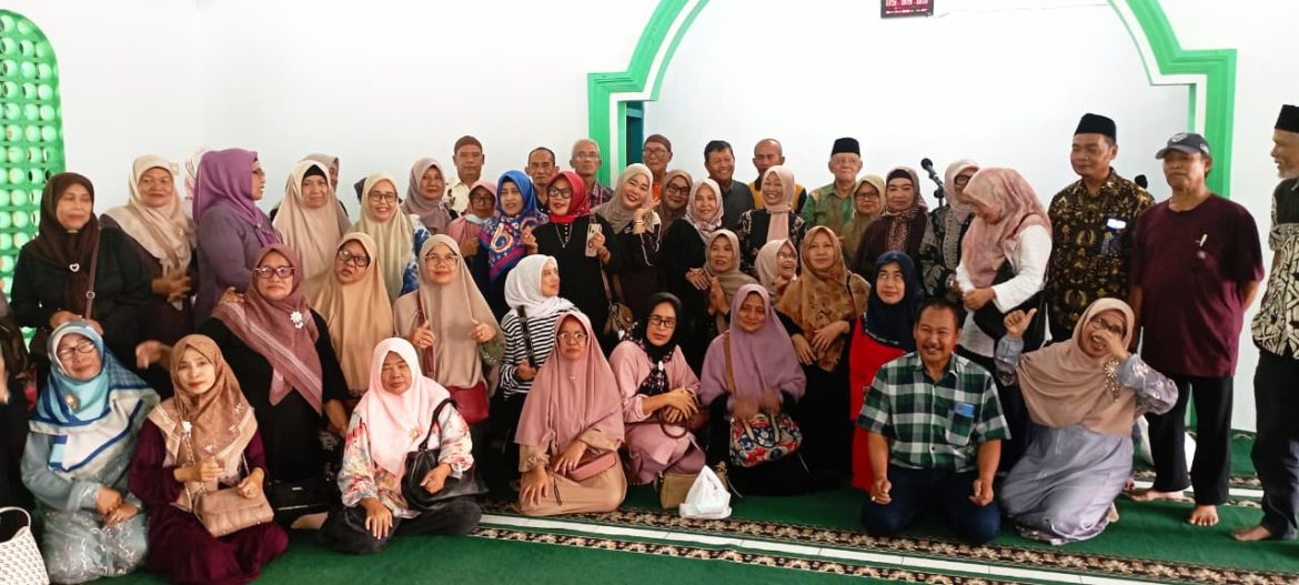 Pererat Silaturahmi, Alumni SMEA Muhammadiyah Serang Gelar Halal Bihalal Lintas Angkatan