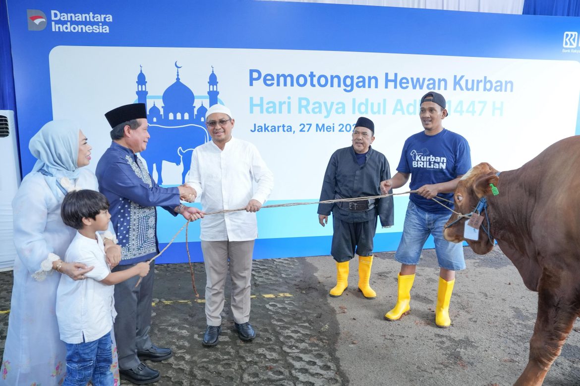 BRI Group Tebar Kepedulian Idul Adha, Salurkan Lebih 5.000 Hewan Kurban Untuk Masyarakat