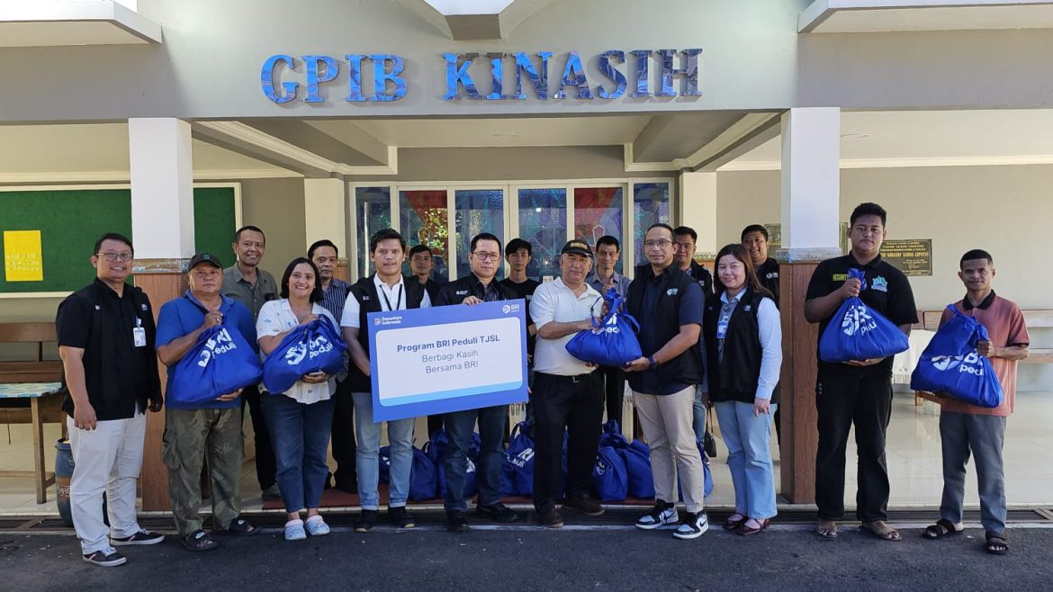 Berbagi Kasih BRI Region 8 Jakarta 3 Salurkan Bantuan Paket Sembako kepada GPIB Kinasih 