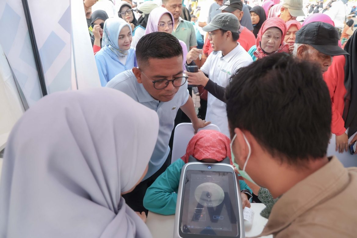 Andra Soni Ajak Masyarakat Manfaatkan Program Cek Kesehatan Gratis di Banten