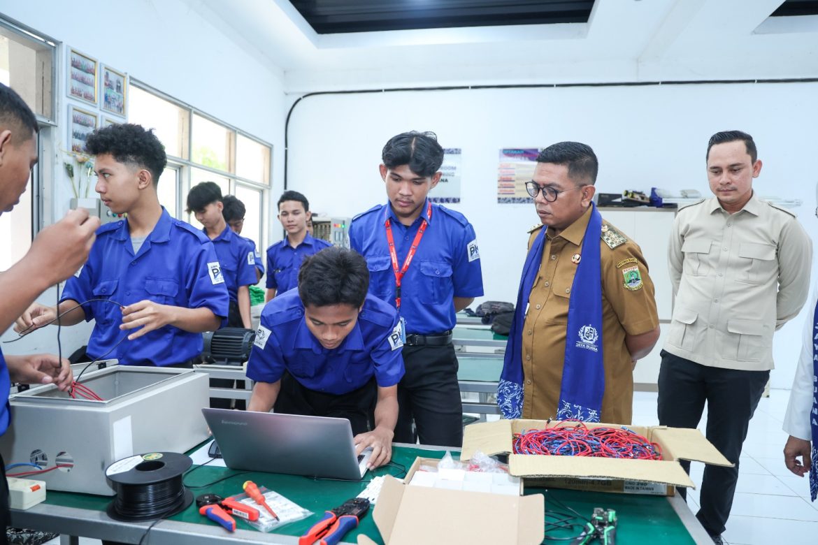 Pemprov Banten Kembangkan Program Pelatihan Vokasi untuk Tekan Pengangguran Terbuka