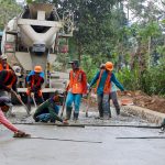 Warga Desa Cikedung Mancak Akhirnya Menikmati Jalan Mulus Betonisasi IMG_20260915_190404