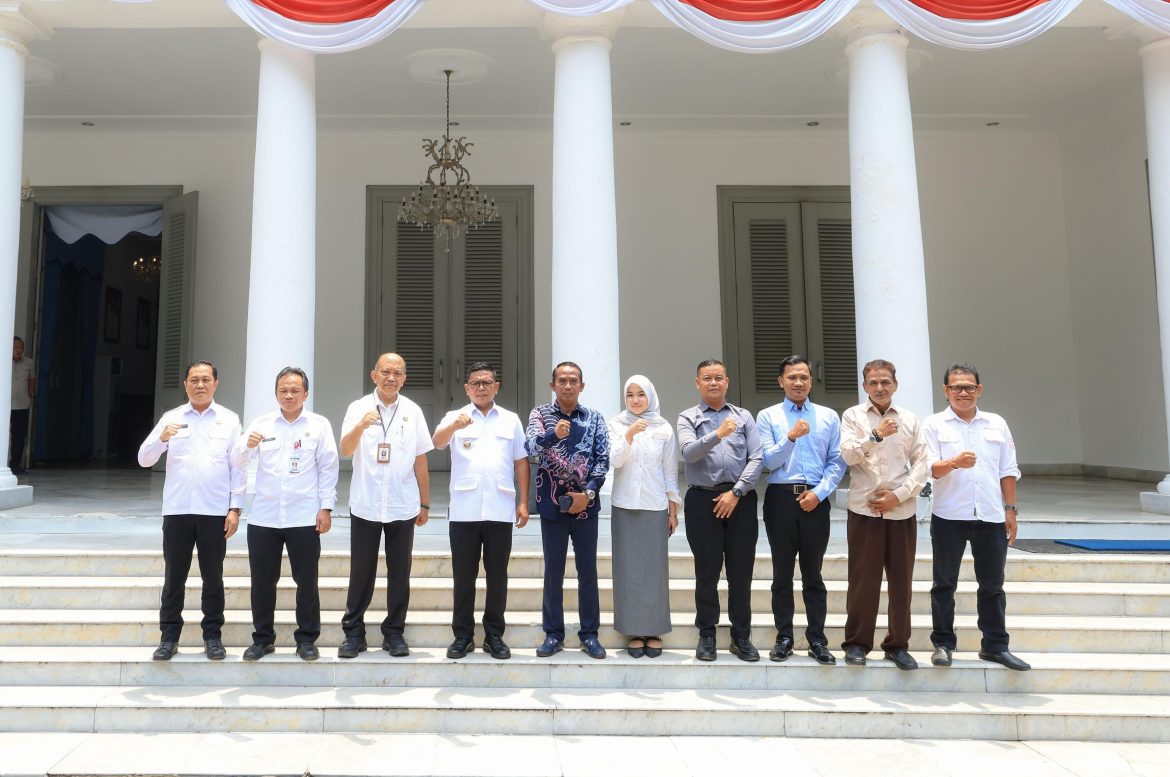 Tingkatkan Serapan Tenaga Kerja, Pemprov Banten Matangkan Strategi Magang untuk Siswa SMK